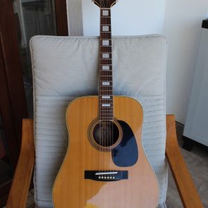 Kiso Susuki Acoustic Guitar Model WE-200 1971